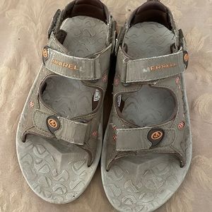 Merrell sandals tan